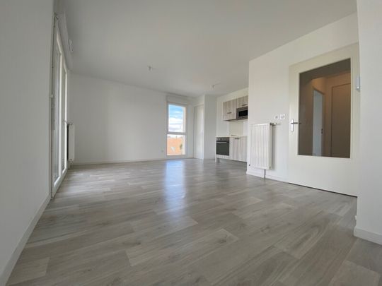 Location Appartement 3 pièces 56m² ORLEANS 45100 - Photo 1