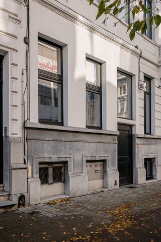 Gelijkvloers appartement met zuid georiënteerde tuin aan het oude Gerechtshof - Photo 3