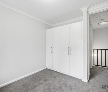 Renovated townhouse - Photo 4