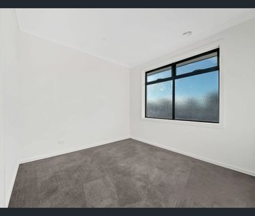 "Bright, Spacious, and Ready to Welcome You – Your Perfect Family H... - Photo 1