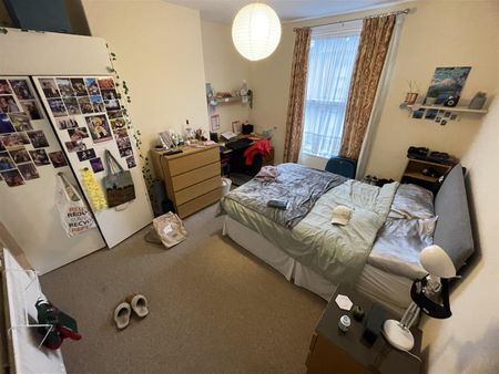 5 bedroom terraced house to rent - Photo 5