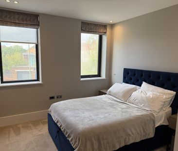 1 bedroom in a flat share to rent - Photo 4