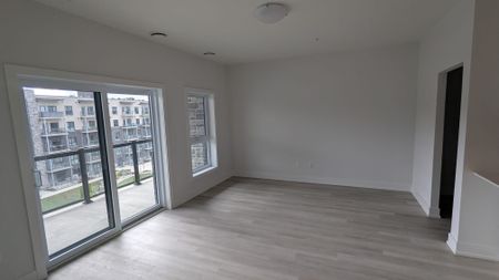 For Lease - 1100 Lackner Place Unit# 408, Kitchener, Ontario - Photo 5
