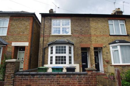 2 bedroom terraced house to rent - Photo 3