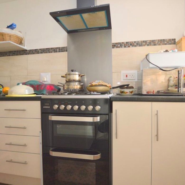 2 Bed End Terrace, Ellenhall Close, LU3 - Photo 1