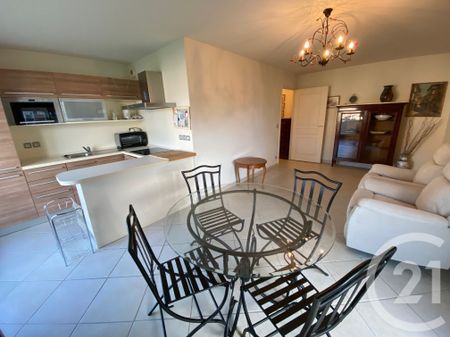 Location Appartement 2 pièces 42m² NICE 06300 - Photo 2