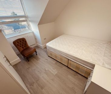 2 bedroom flat to rent - Photo 6