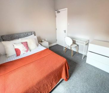 3 bedroom terraced house to rent - Photo 6
