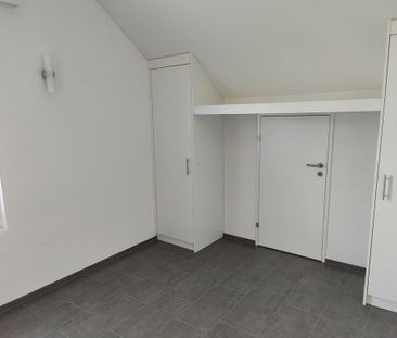 1 MONAT MIETZINSFREIE ZEIT - 2.5-ZIMMER DACHWOHNUNG MIT BALKON - Photo 3