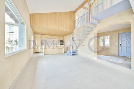 RENOVATED STANDING WITH LARGE GARDEN AND LAKE VIEW – 5P + STUDIO - Photo 2