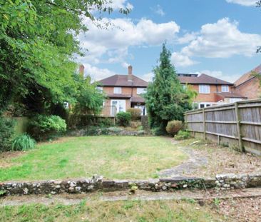 4 bedroom detached house to rent - Photo 2