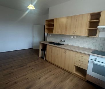 Pronájem bytu 1+1 52 m² - Photo 3