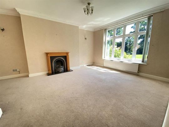 3 bedroom flat to rent - Photo 1