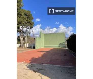 4 room luxury Flat for rent in Bétera, Valencia - Photo 4