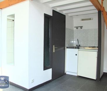 Location Appartement 1 pièce 12m² LILLE 59000 - Photo 2
