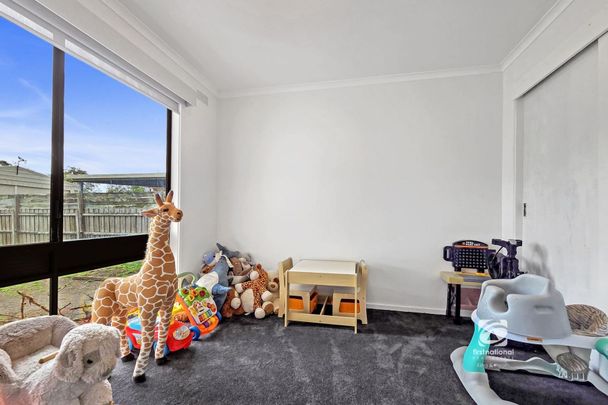 MODERN COMFORT MEETS FAMILY LIVING - Photo 1