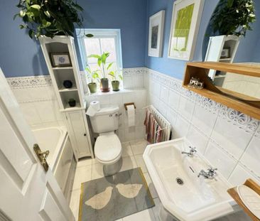 4 bedroom terraced house to rent - Photo 1