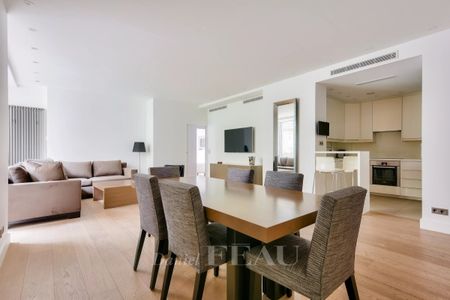 Appartement à louer à Paris 8Ème - Photo 4