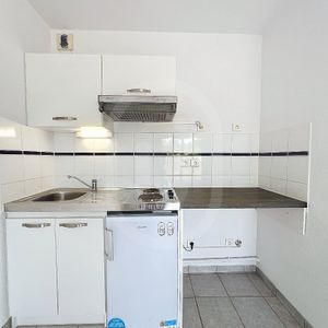 Location Appartement 1 pièce 25m² JACOU 34830 - Photo 2
