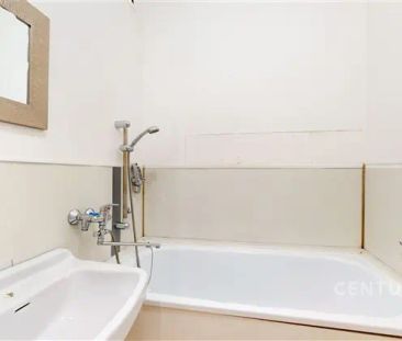 Pronájem chytře řešeného bytu 1+1 s vlastním balkonem - Фото 6