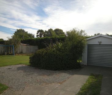 Three Bedroom in Leeston - Photo 2