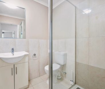 9 Risdon Drive, Melbourne - Photo 5