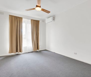 14 Rayfield Avenue, Craigieburn, Vic 3064 - Photo 1