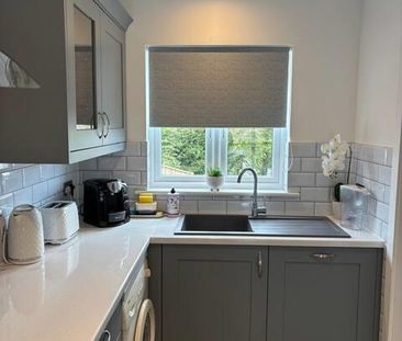 3 bedroom detached house to rent - Photo 5