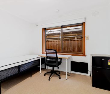 Single Room - Photo 1