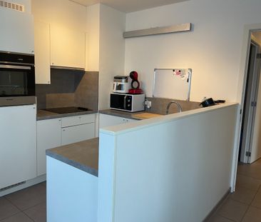 Rustig gelegen twee-slaapkamer appartement + autostandplaats - Photo 3