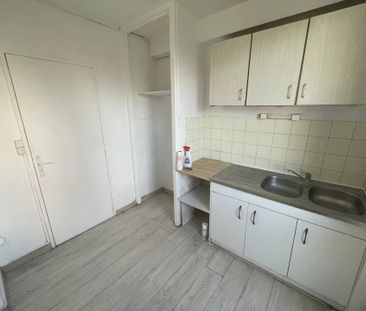 Location Appartement 3 pièces 61 m2 à Saint-Quentin - Photo 4