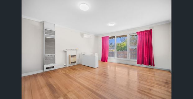 Spacious Three-Bedroom in Prime Balwyn Location - Photo 1