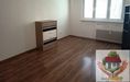 Na prenájom nezariadený 1 izbový byt v Nových Zámkoch - Fotografia 5