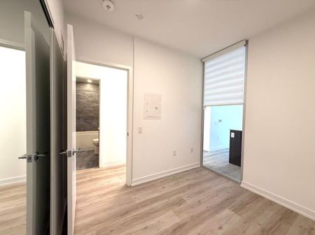 For Lease - 395 square one Drive Unit# 407, Mississauga, Ontario - Photo 4