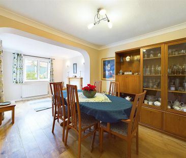 3 bedroom detached house to rent - Photo 4