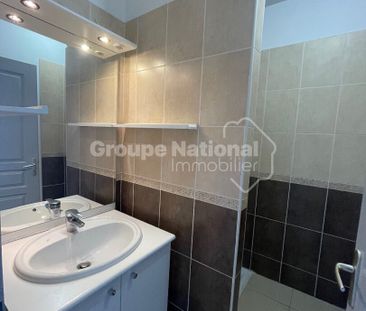 APPARTEMENT T2 AU 1ER ETAGE MONTEUX, - Photo 5