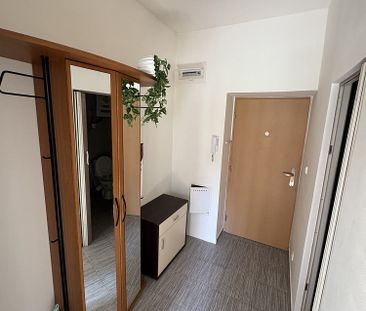 Pronájem bytu 1+1 31 m² - Photo 2