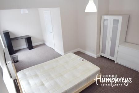 Newcastle Street, Silverdale, ST5 - Photo 4