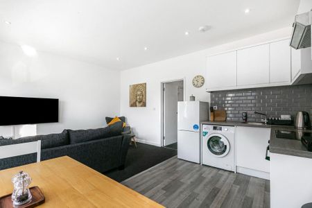 1 bedroom apartment to rent - Photo 2