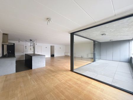 Flat - for rent - Photo 2