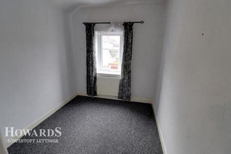 3 bedroom terraced house to rent - Photo 3