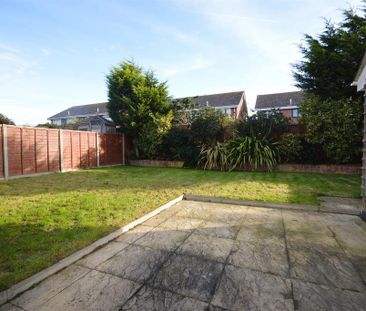 3 bedroom detached house to rent - Photo 1