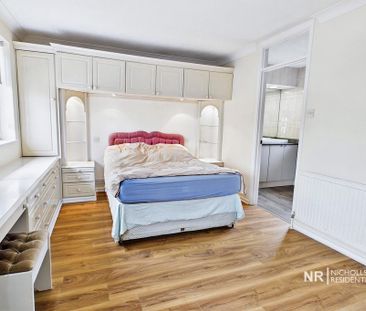 4 bedroom detached house to rent - Photo 6