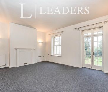 3 bedroom apartment to rent - Photo 4