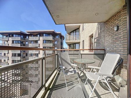Cours St-Michel: Beautiful 2-bedroom apartment + terrace - Photo 5