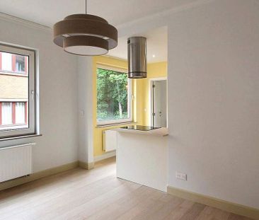 Appartement te huur in Sint-Pieters-Woluwe voor € 873 met 1 slaapkamer - Foto 5