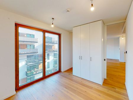 HafenCity Hamburg: Charmante 2-Zimmer-Wohnung mit Einbauküche und Balkon - Photo 4