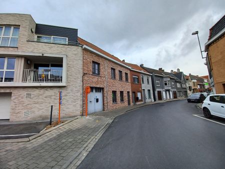 Prachtige ruime woning met 4 slaapkamers in centrum Ledegem - Photo 3