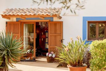 Luxury 6 bedroom Detached House for rent in San Jose, Spain