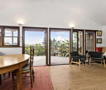 Furnished Home With Beautiful Harbour And City Views - Photo 1